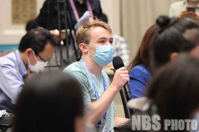 国家统计局新闻发言人就2020年8月份国民经济运行情况答记者问