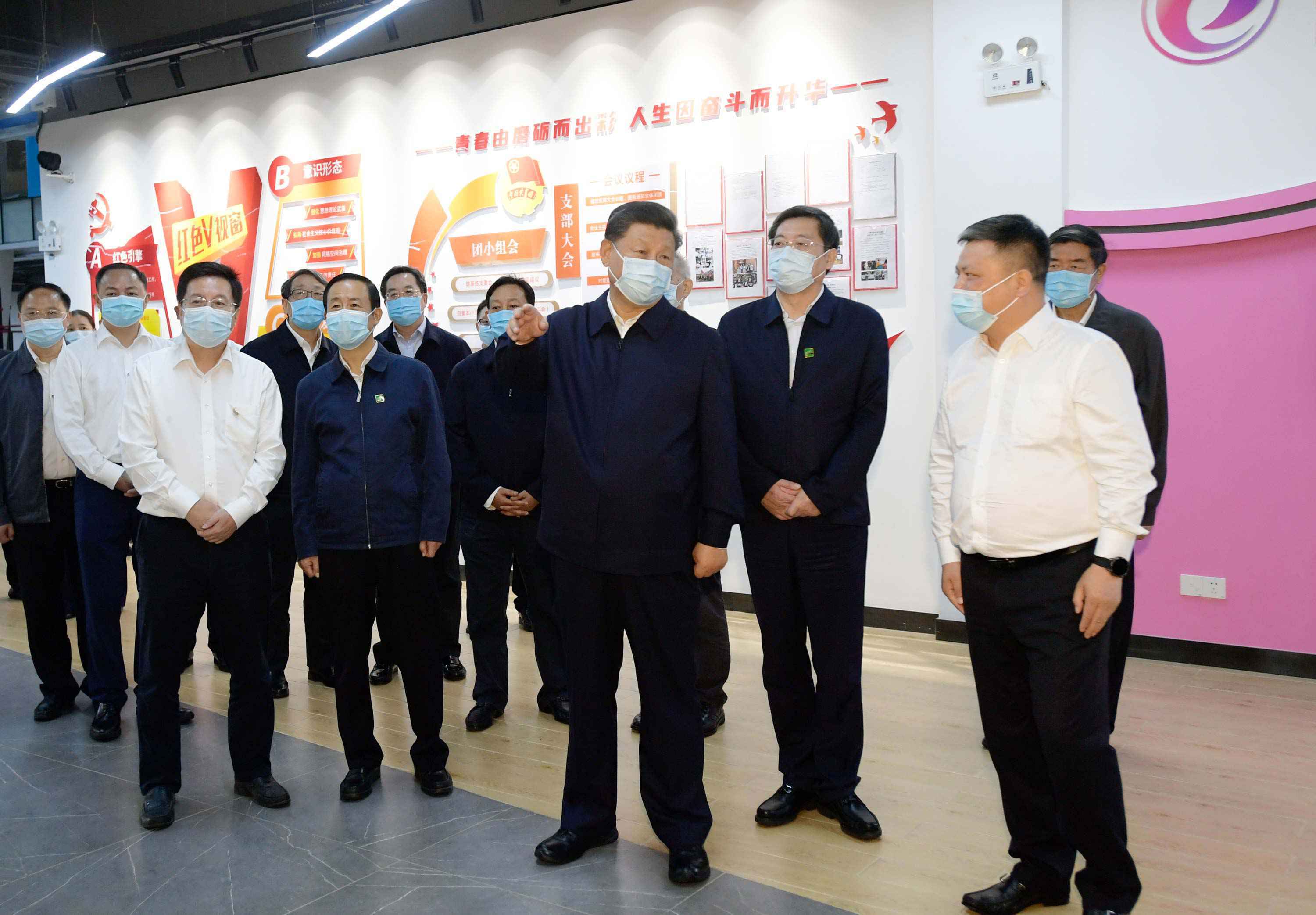 习近平在湖南考察时强调 在推动高质量发展上闯出新路子 谱写新时代中国特色社会主义湖南新篇章