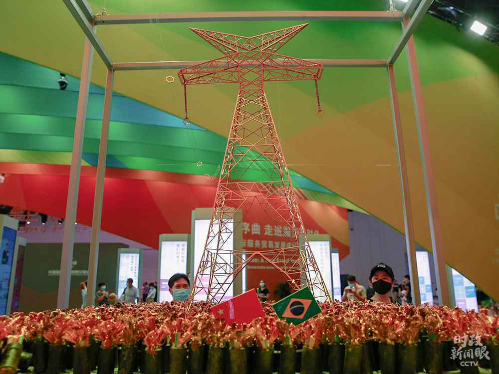 时政新闻眼丨金砖国家领导人首次视频会晤,习近平传递这些新信息