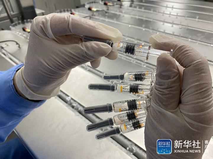 探访北京新冠疫苗车间：24小时生产不停歇