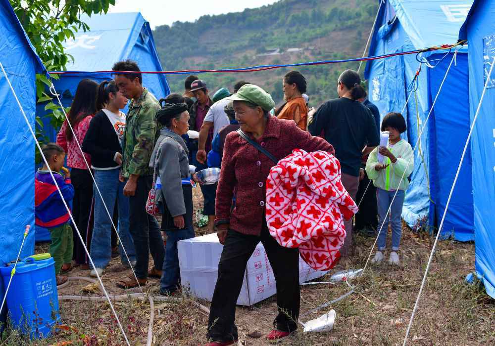 新华全媒+|安心与安全——云南漾濞受灾群众安置见闻