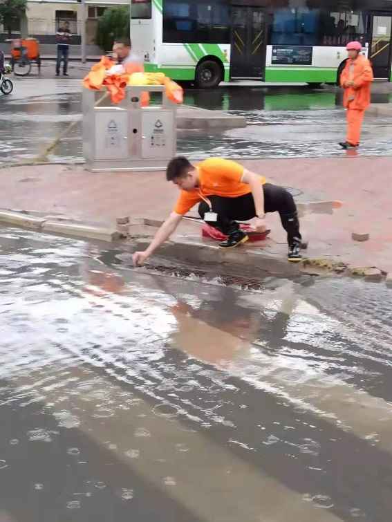 平安产险河北分公司积极应对入汛暴雨灾害